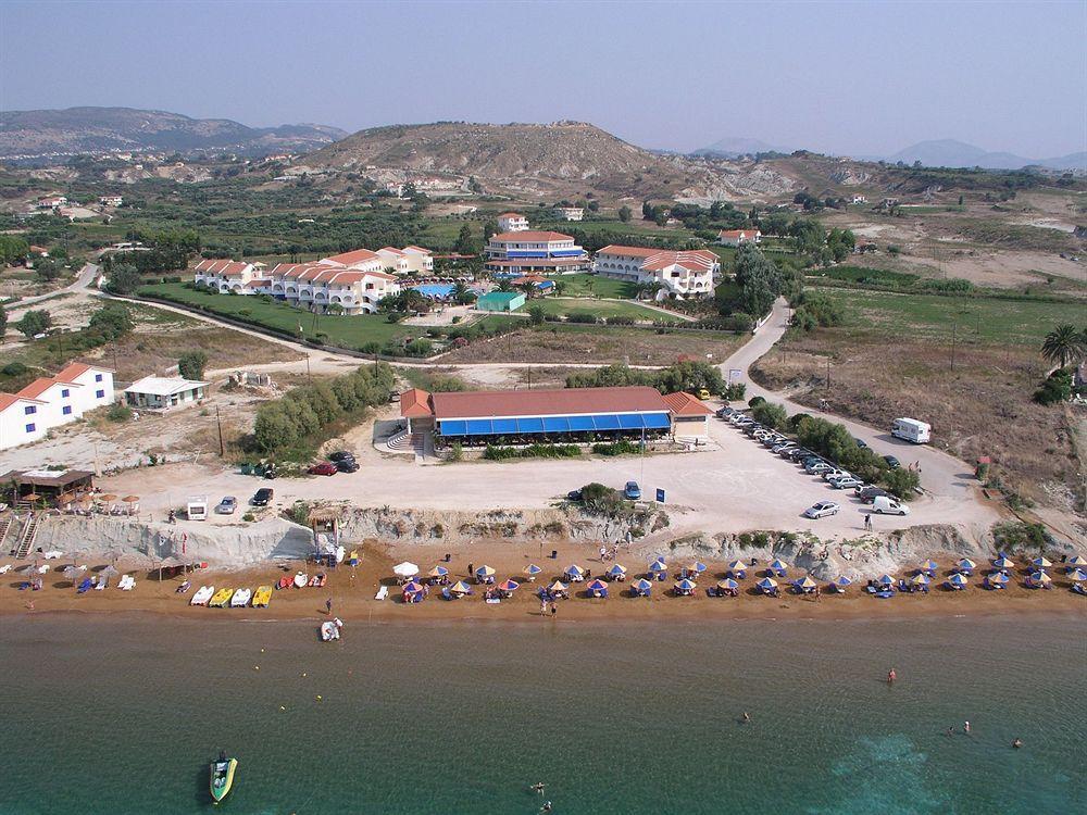 Argile Resort Mantzavinata Exterior photo