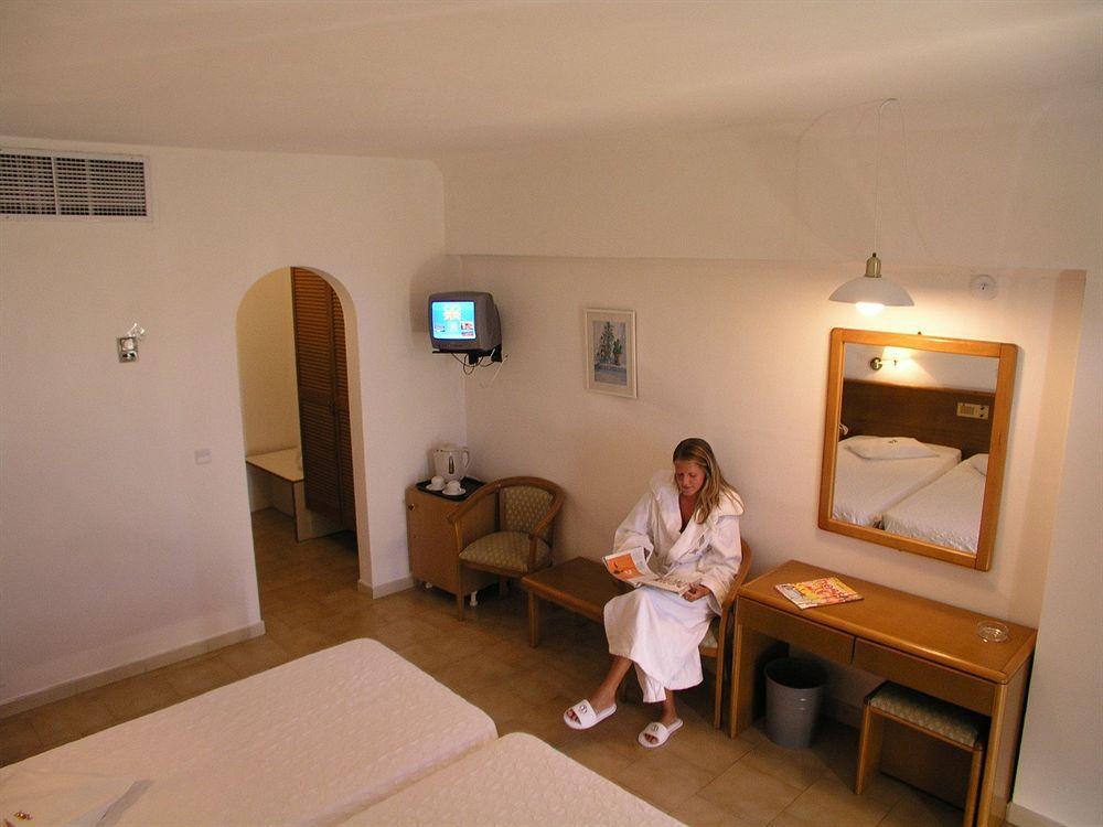 Argile Resort Mantzavinata Exterior photo